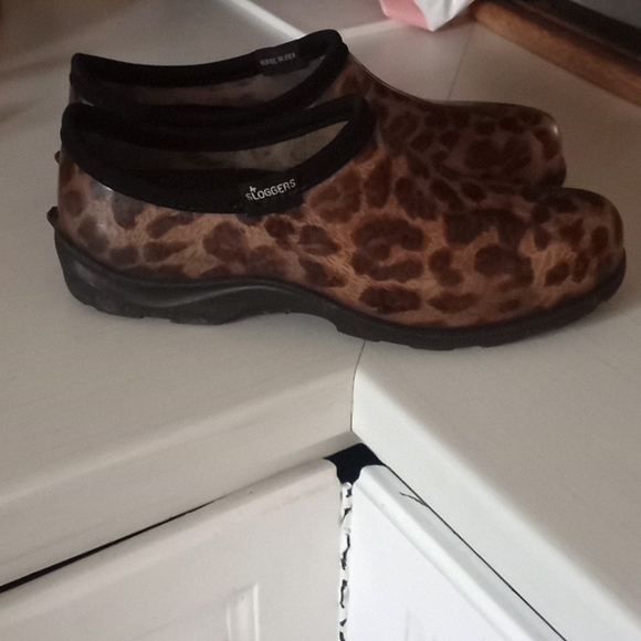 Sloggers - Picture 2 of 6